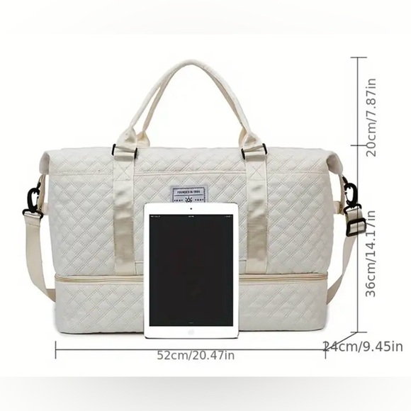 Large Lightweight Water Resistant Travel Zipper Duffel Luggage Bag, NWOT - Picture 8 of 17